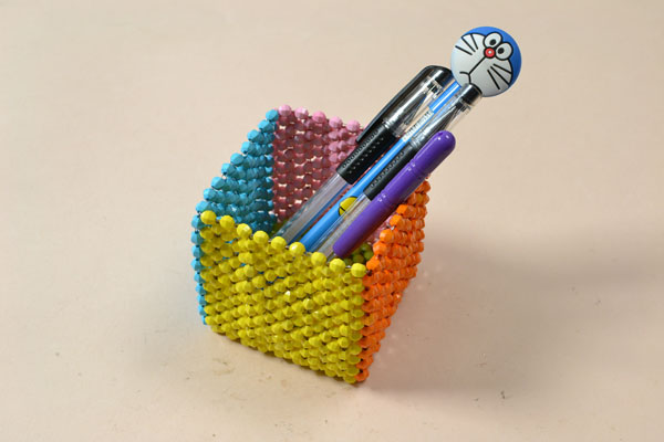 Pandahall Tutorial on How to Make a Colored Homemade Beaded Pen Holder