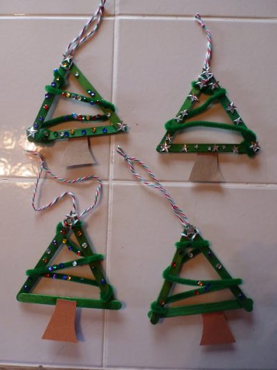 Craft Stick Christmas Tree | Fun Family Crafts