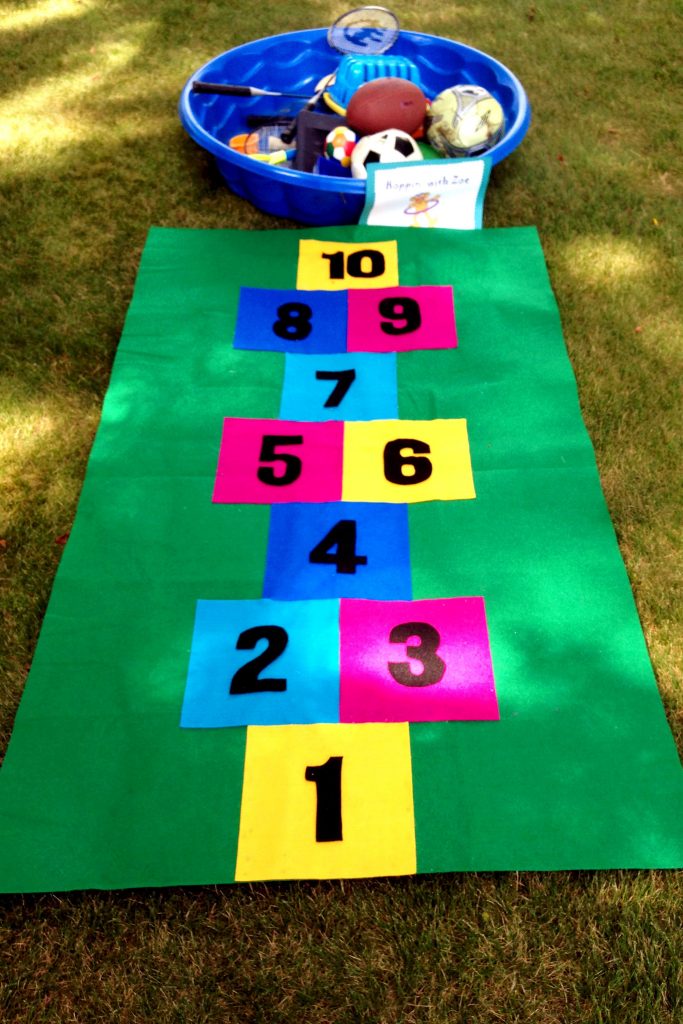Hopscotch Mat made entirely from felt! Perfect for a game or even a reading carpet.