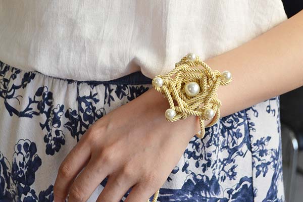 Pandahall Original DIY - How to Make a Champagne Yellow Polyester Cord Star Flower Bracelet