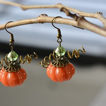 Káº¿t quáº£ hÃ¬nh áº£nh cho 5. TWO LITTLE PUMPKIN EARRINGS