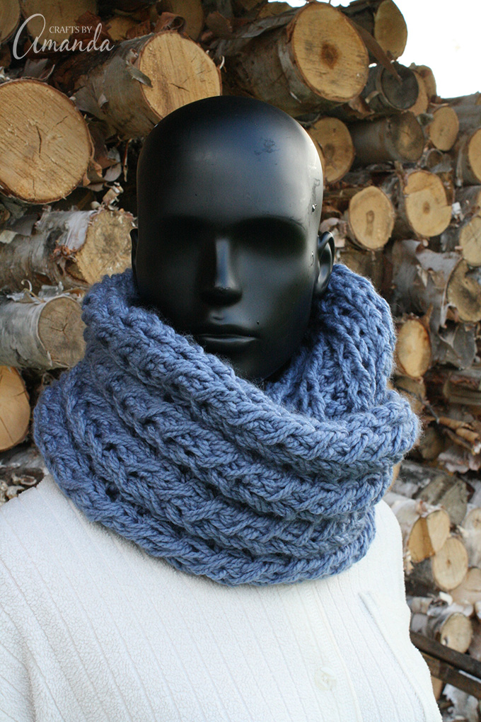 Stay warm this winter with an adorable Infinity Scarf made with your own two hands!
