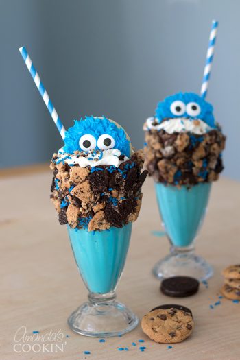 Cookie Monster Freakshake | Fun Family Crafts