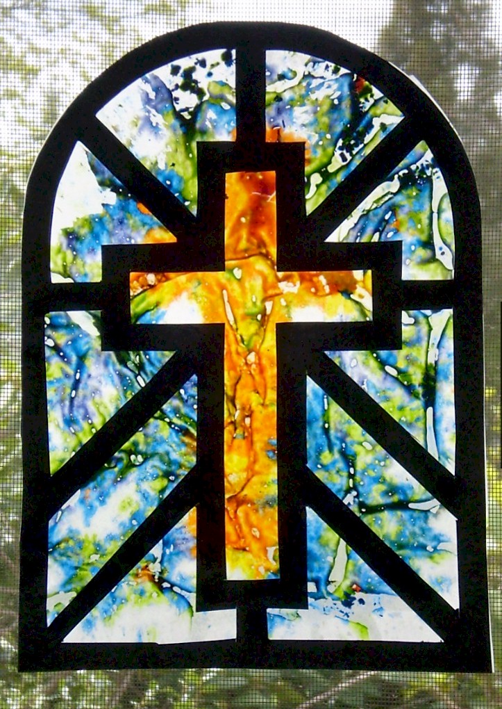 Melted Crayon Stained Glass Cross Suncatcher | Fun Family Crafts