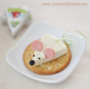 Cheese Mouse Appetizer | Fun Family Crafts