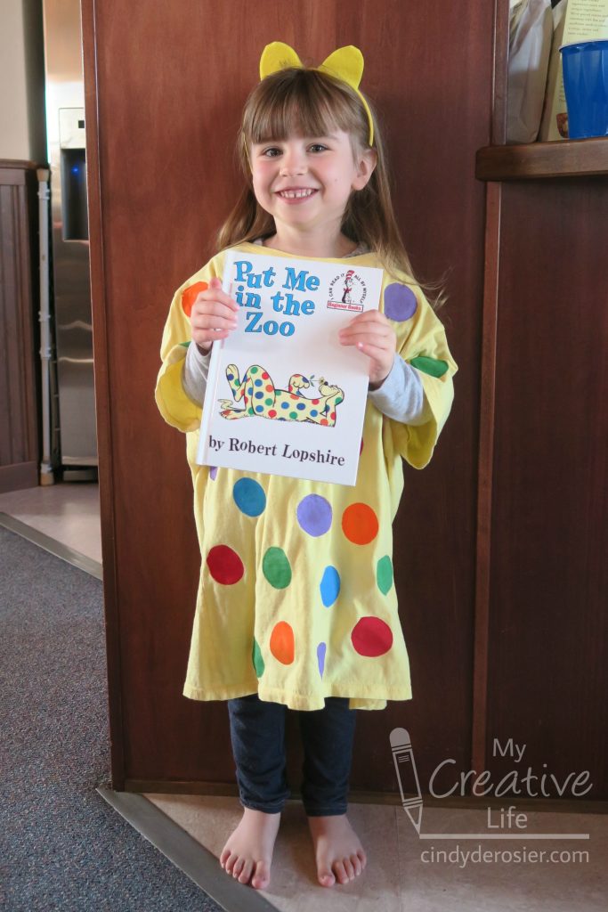'Put Me in the Zoo' Costume | Fun Family Crafts