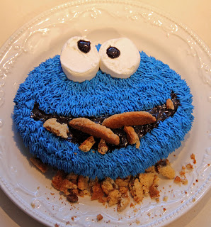 Cookie Monster cake