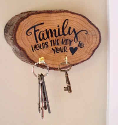 Family Key Holder | Fun Family Crafts