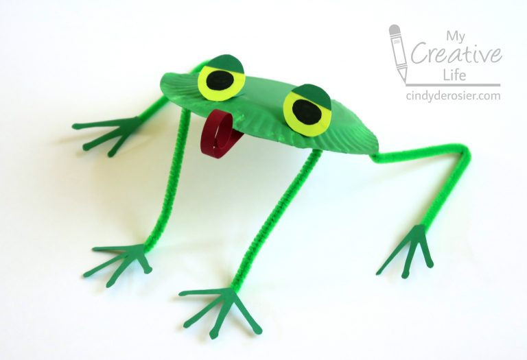 Paper Plate Tree Frog | Fun Family Crafts