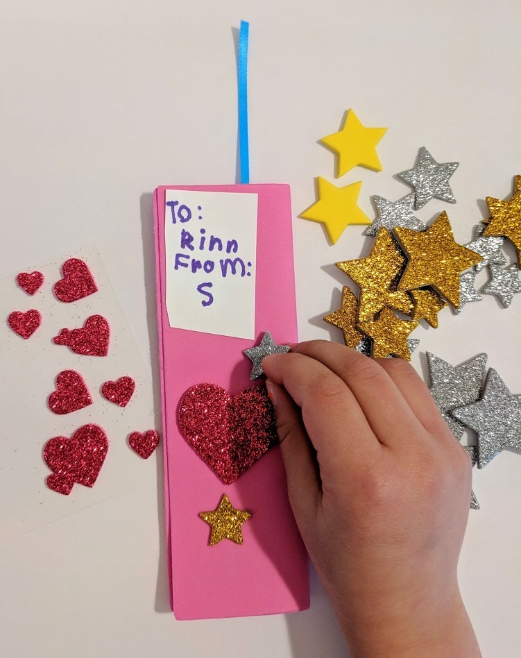 kindness-bookmarks-fun-family-crafts