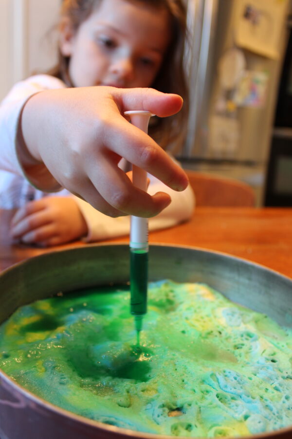 simple chemistry experiments for preschoolers