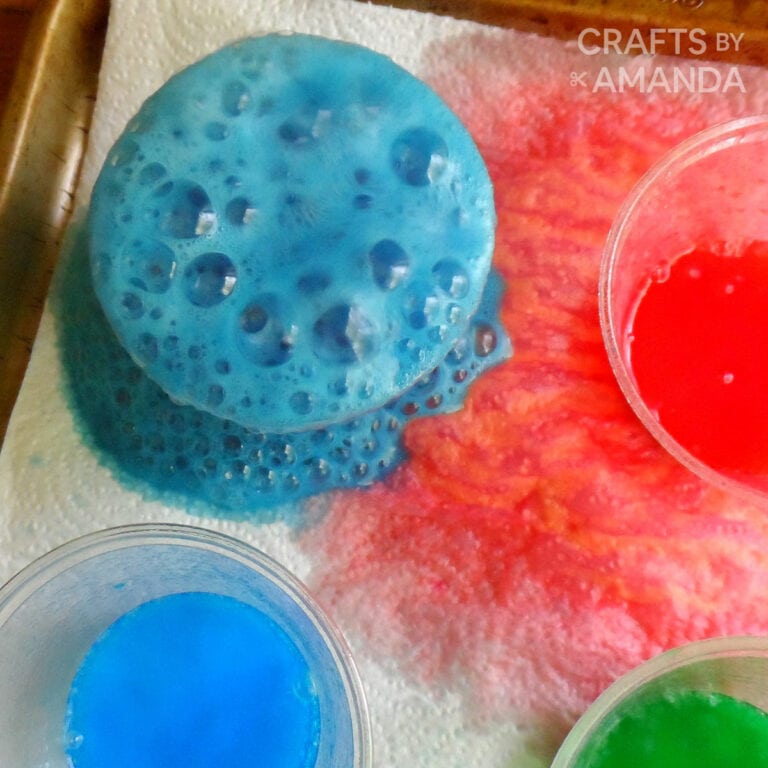 Colorful Baking Soda and Vinegar Reaction | Fun Family Crafts