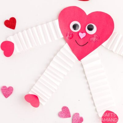 Valentine Hugs for Preschoolers | Fun Family Crafts