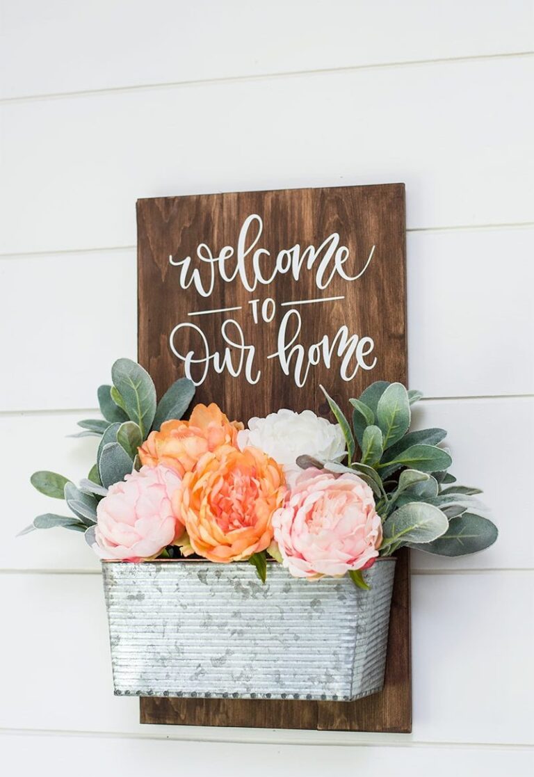 front-door-welcome-sign-fun-family-crafts